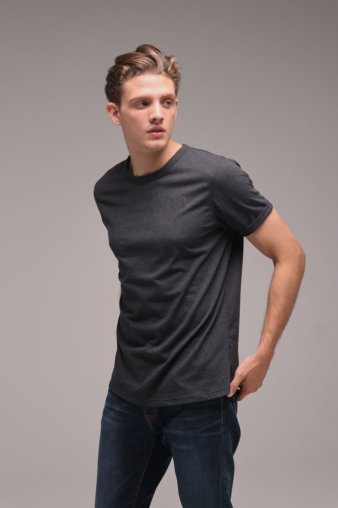 T-Shirt Mangle Gris Oscuro - Algodón y PET reciclados
